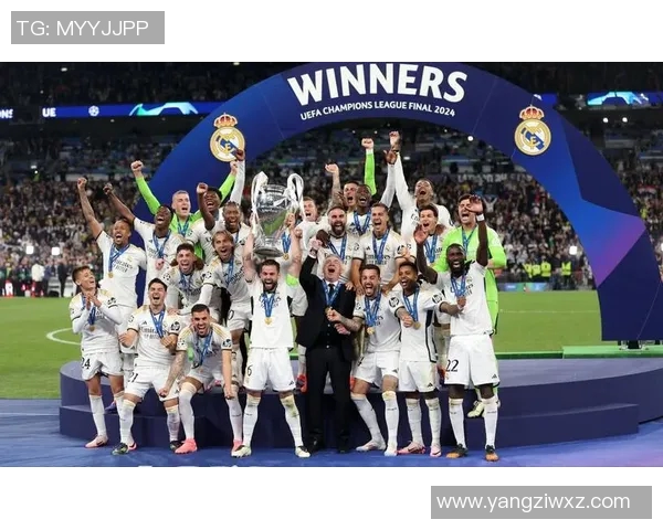 足球明星背后的传奇故事与奋斗历程全揭秘